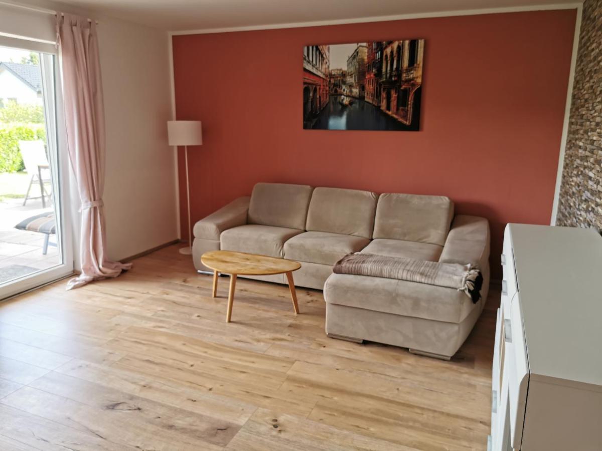 Gemuetliche 90 Qm Wohnung In Saarburg, Zentral Gelegen, Garten Mit Aussicht, Separater Eingang Exterior photo